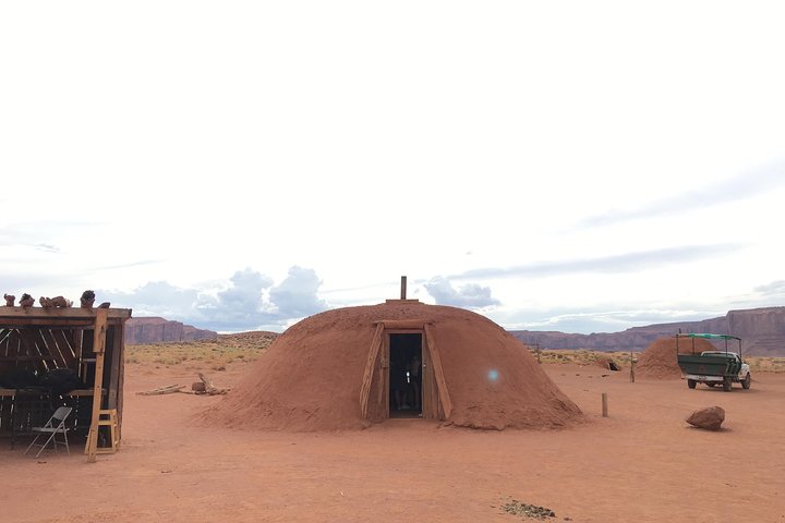 Monument Valley Extended Backcountry Tour