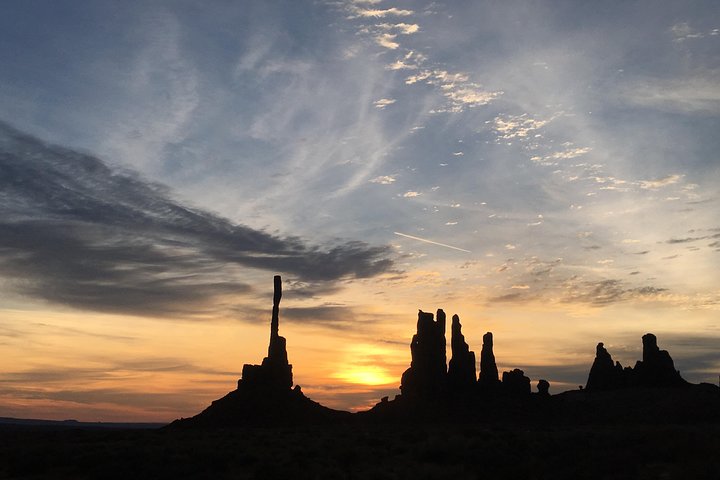 Sunrise Tour of Monument Valley