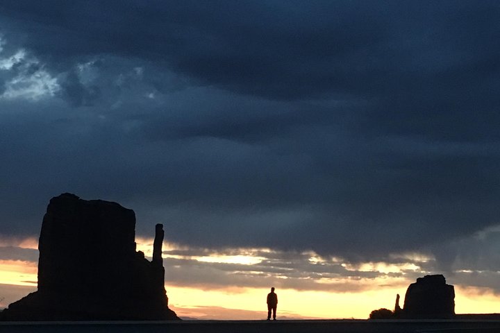 Sunrise Tour of Monument Valley