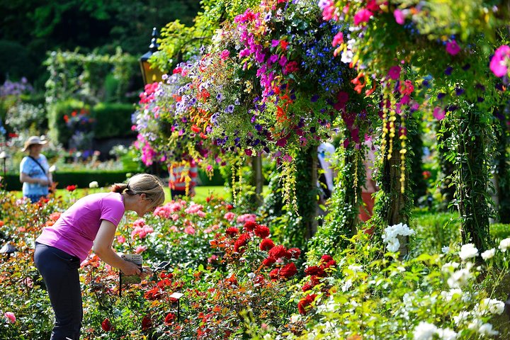 From Vancouver: Victoria, Butchart Gardens, & Gulf Islands Cruise