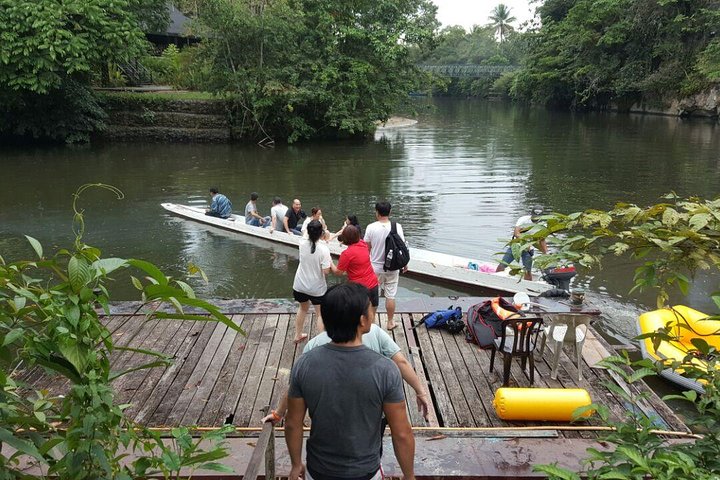 5 Days 4 Nights Mulu Showcaves with Headhunter Trails