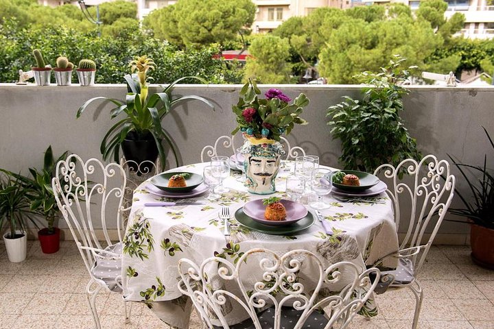 Private cooking class at a Cesarina's home with tasting in Modica