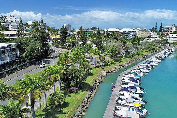 FAMOUS Local Green Train Noumea (01h30) with LYVAI
