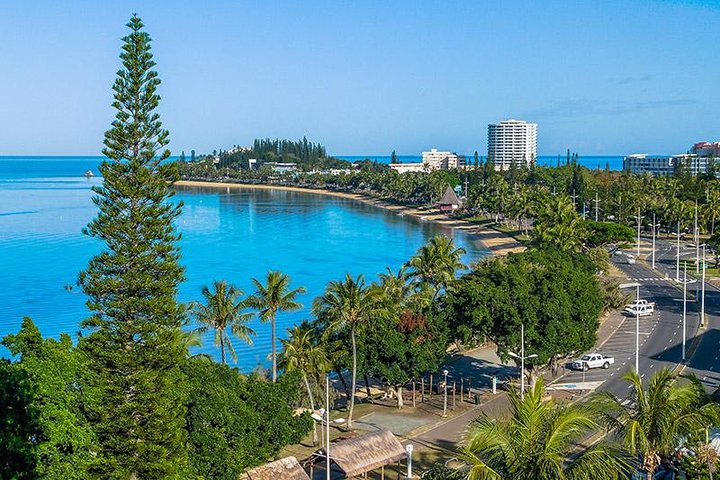 FAMOUS Local Green Train Noumea (01h30) with LYVAI