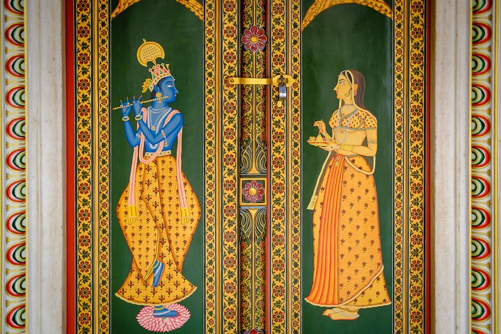 Bikaner Full Day Sightseeing with Bhandeshwari Jain Temple and Lunch