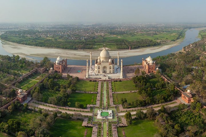 Delhi Airport to Agra Drop
