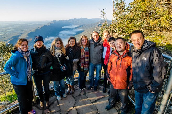 Small-Group Grampians Great Wildlife Escape Day Trip with Hiking