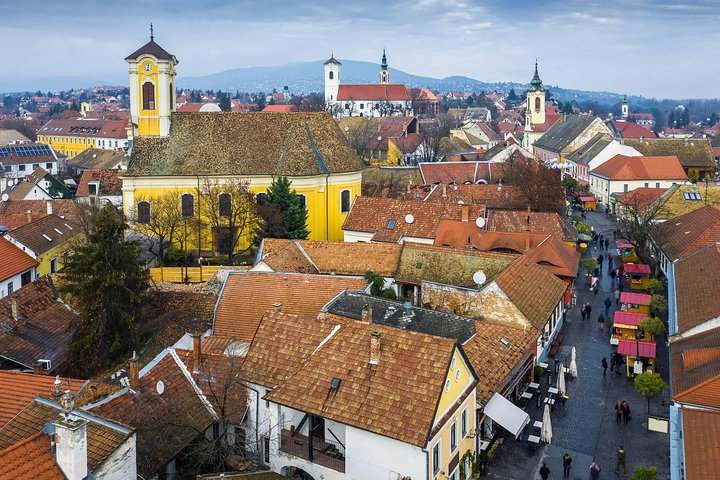 Bratislava-Budapest One-Way Sightseeing Transfer