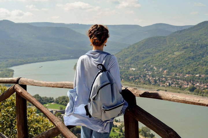 Bratislava-Budapest One-Way Sightseeing Transfer