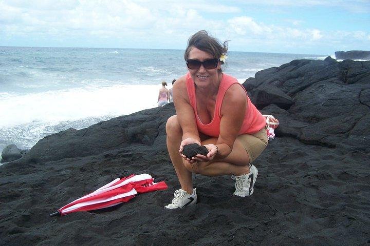 Hilo Shore Excursion: Volcano Safari Lava Caves & Black Sand