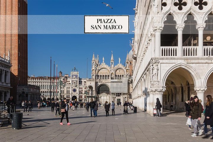 Venice's Best: Basilica, Doge's Palace, Gondola & History Gallery