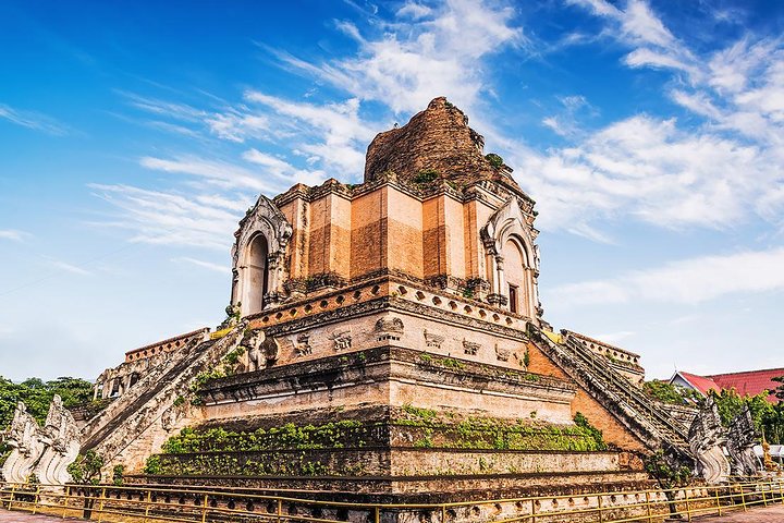 Chiang Mai Best City Tour with Doi Suthep, Pha Lat & Chedi Luang