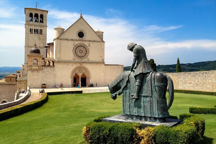 Small Group Tour of Assisi and St. Francis Basilica