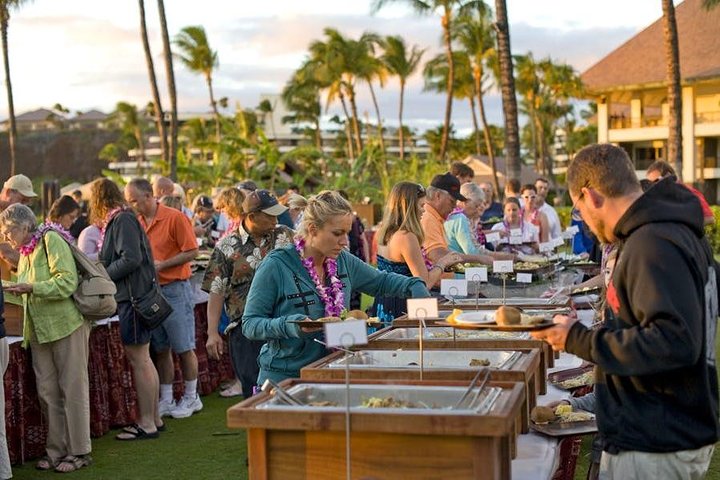 Maui Nui Luau at the Sheraton Maui Resort & Spa
