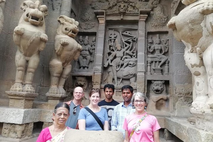 Mahabalipuram & Kanchipuram by tourism ministry approved company