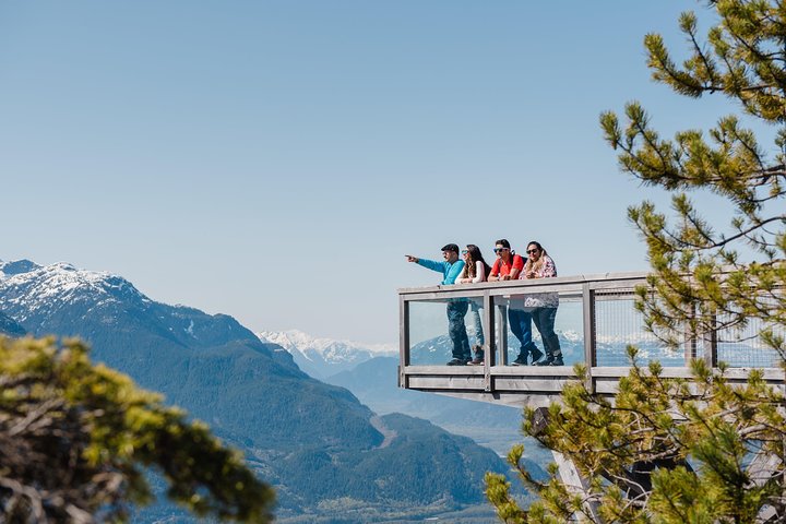 Whistler Tour from Vancouver + Sea to Sky Gondola + Shannon Falls