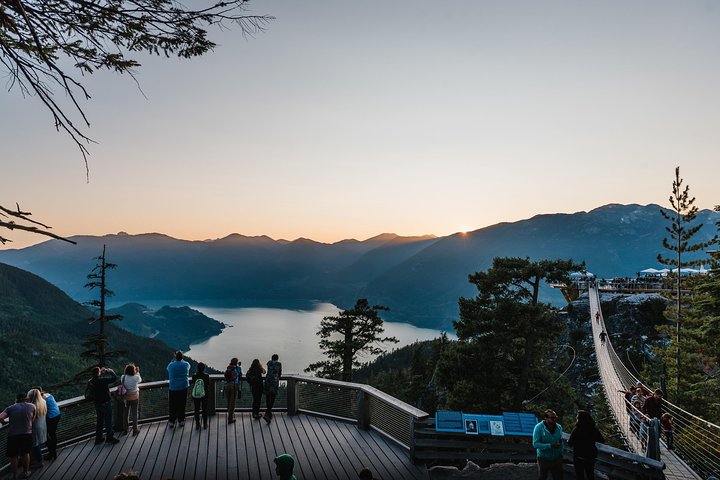 Whistler Tour from Vancouver + Sea to Sky Gondola + Shannon Falls