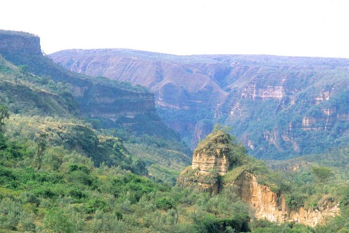 1 Day trip to Hells Gate and optional Lake Naivasha From Nairobi