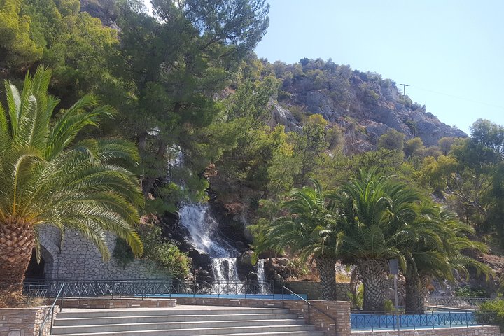 Loutraki Private Tour from Corinth