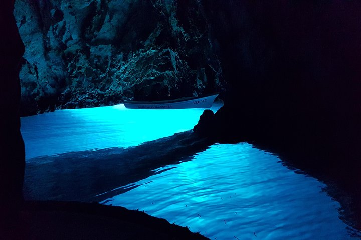 Luxury Blue Cave, Hvar and Vis Boat Tour from Split and Brac
