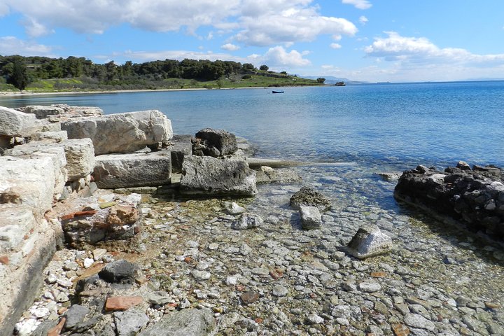 Ancient Epidaurus Theater and Canal of Corinth Private Tour from Corinth