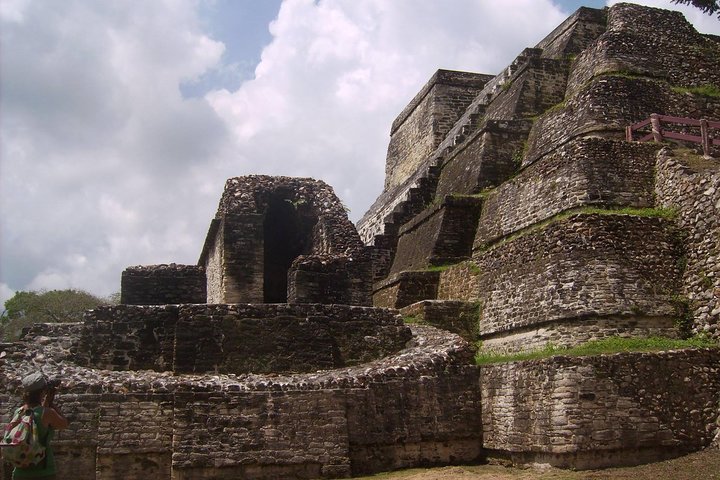 Cave Tubing and Altun Ha Mayan Ruin from Belize City with Lunch