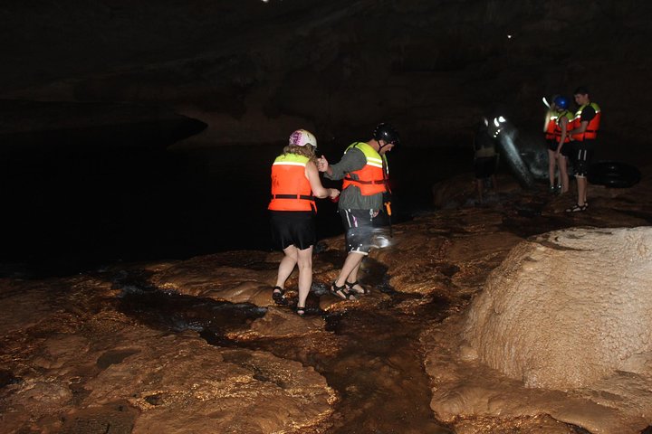 Cave Tubing and Altun Ha Mayan Ruin from Belize City with Lunch