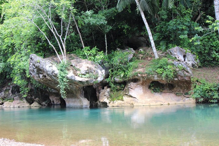 Cave Tubing and Altun Ha Mayan Ruin from Belize City with Lunch