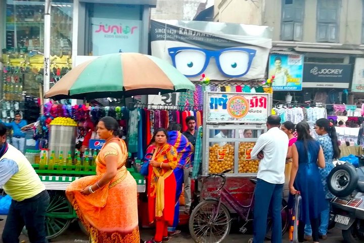 World heritage Ahmedabad city tour in private car with guide and lunch