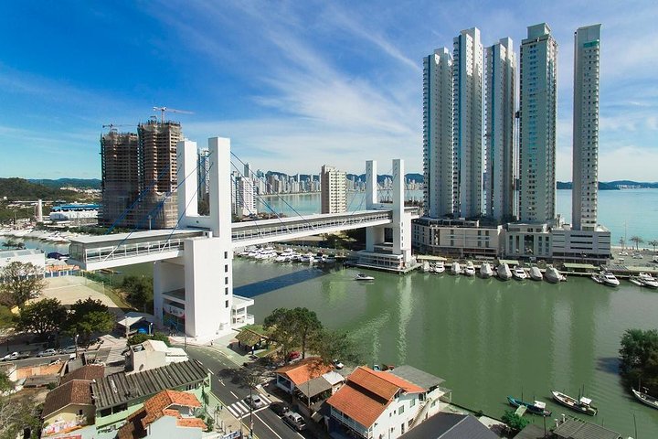 Panoramic City Tour Balneário Camboriú (With tickets)