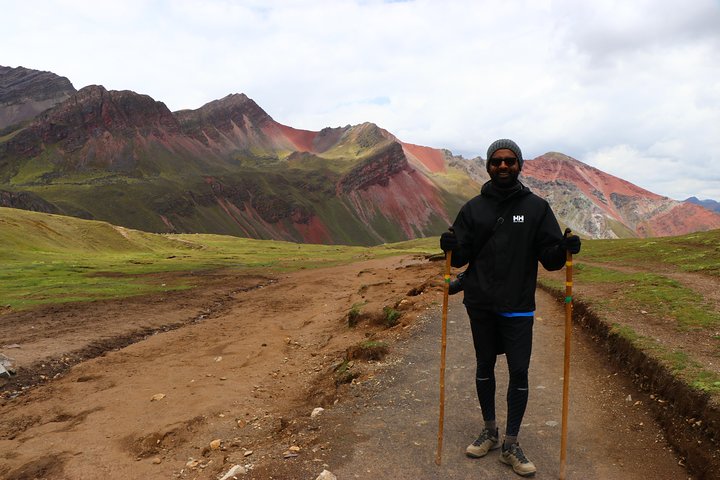 Rainbow Mountain Beat-the-Crowd, Small Group - 8:00 AM Departure