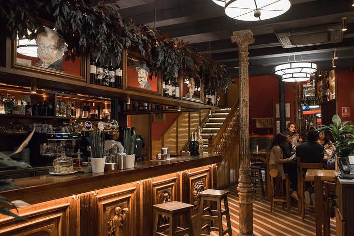 Madrid Tapas & Wine Tasting Food Tour – Small Group Local Bars