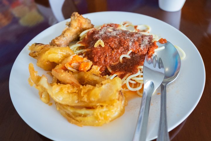 Phi Phi Islands Adventure Day Trip w/ Seaview Lunch by V. Marine