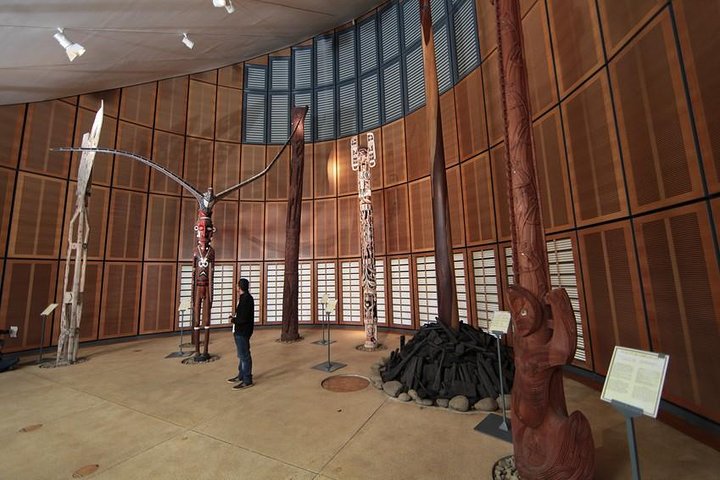 Country Tour 2.5 included Tjibaou Cultural Center & Church -LYVAI