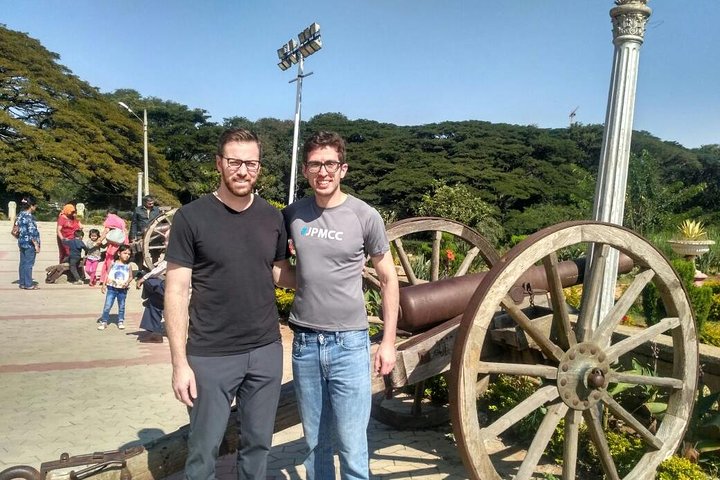 Bangalore city tour with English guide & multi language support
