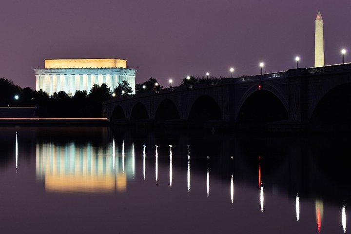 Washington DC Monuments Tour by Electric Cart – Day & Night