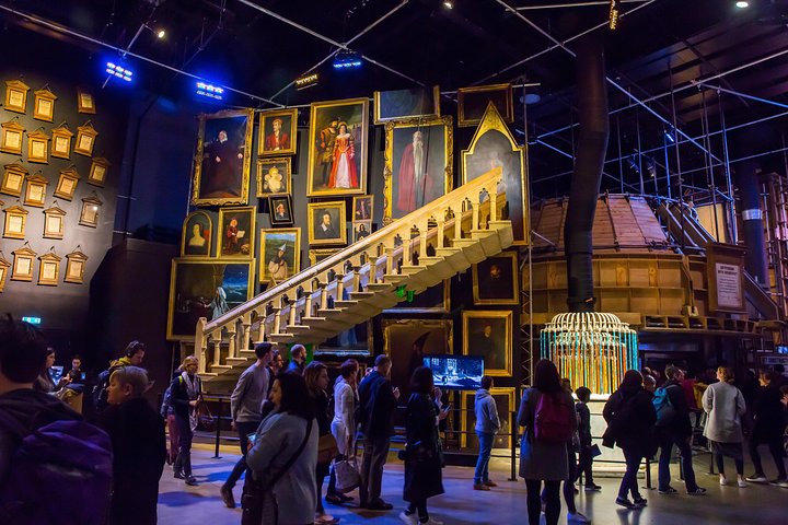 Warner Bros. Studio Harry Potter Tour with Superior Transport from London