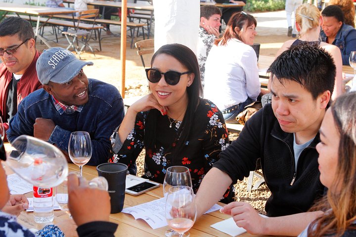 Wine Tour: Paarl, Franschhoek & Stellenbosch incl 3 wineries