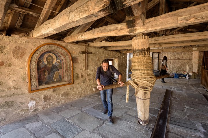 Meteora Half-Day Small Group Monasteries Tour with Hotel Pickup