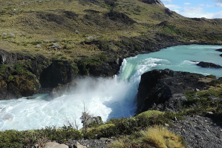 Full day Torres del Paine from Punta Arenas ,Regular tours