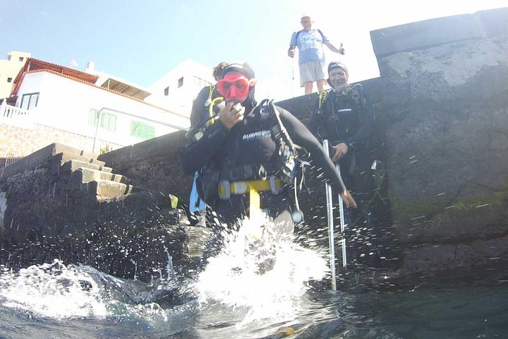 Scuba Diving Beginner's Session in Costa Adeje
