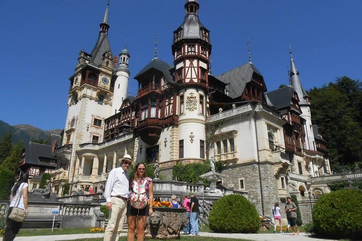 3-Castle: Peles,Bran,Rasnov,Sinaia Monastery from Brasov w pickup