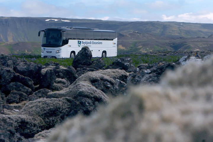 Airport Transfer: Keflavik Airport to Reykjavik Center in Iceland