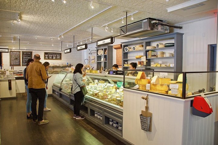 Williamsburg Food Tasting & Walking Tour