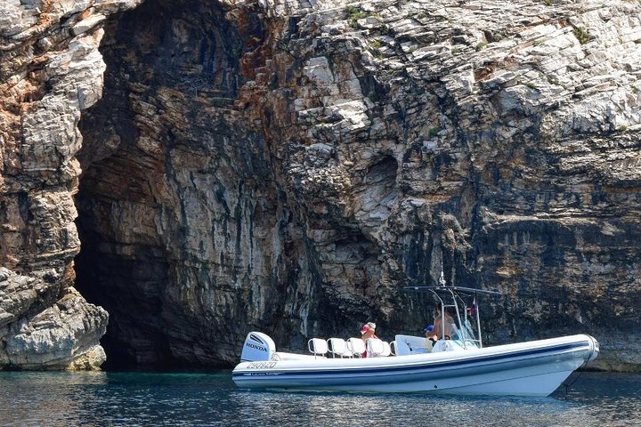 Zadar: The Best of Dugi Otok - Shipwreck, Sandy Beach & Sea Cave