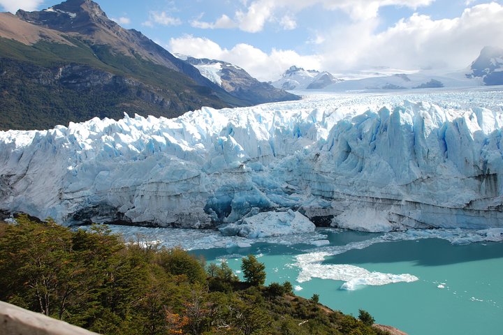 Perito Moreno Glacier Full Day Tour with Optional Boat Safari