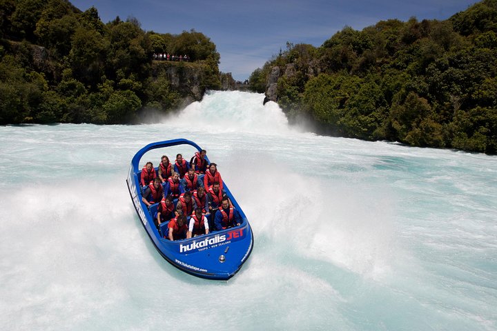 Huka Falls Jet Boat Ride in Taupo