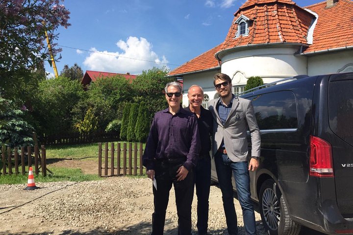 3-Castle: Peles,Bran,Rasnov,Sinaia Monastery from Brasov w pickup
