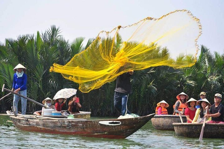 Cooking Class Hoi An:Local Market, Basket Boat, Fishing & Cooking
