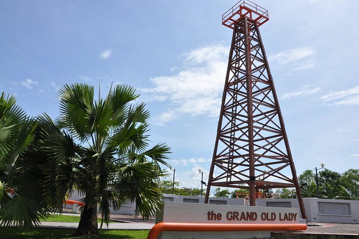 Miri Half Day City Tour